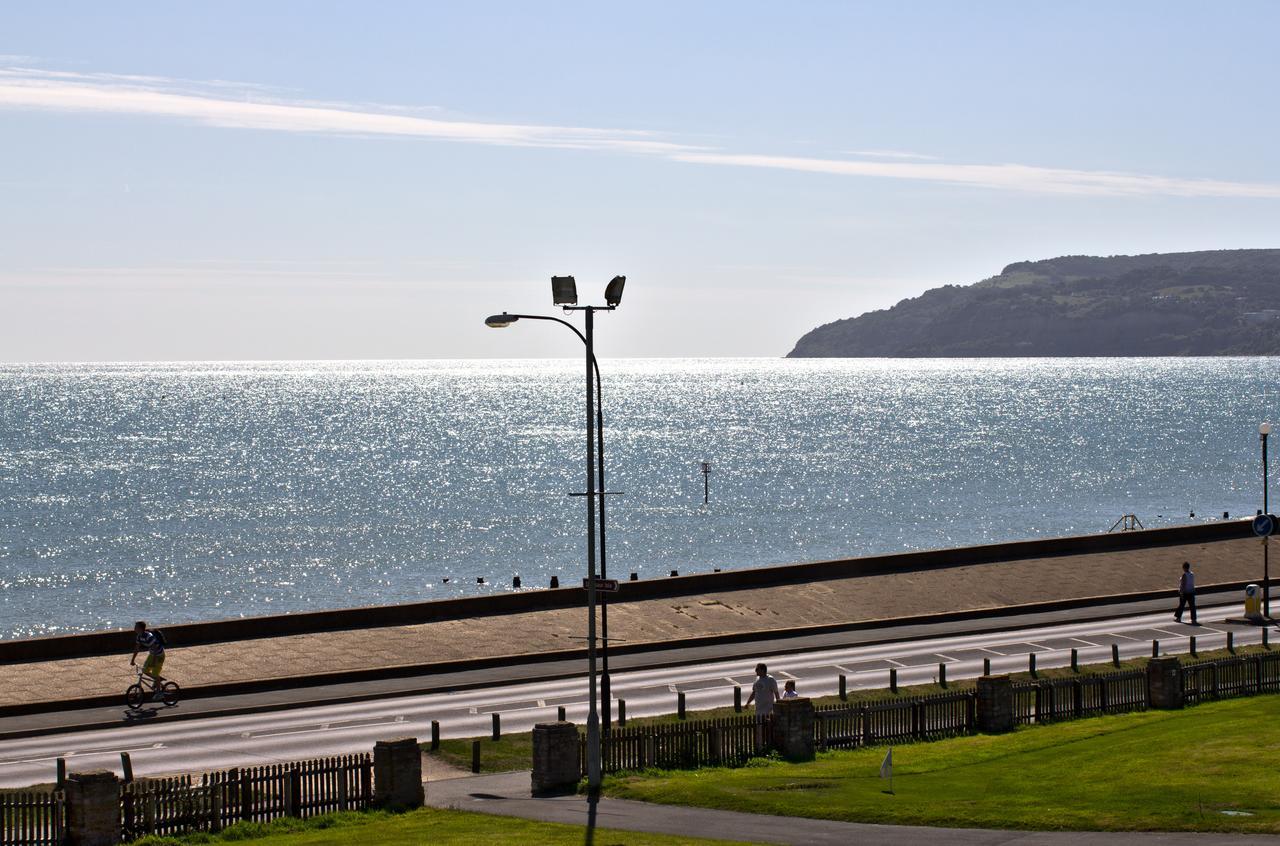 Sandown Hotel - Sandown, Isle Of Wight --- Return Car Ferry 89 Pounds From Southampton Eksteriør billede